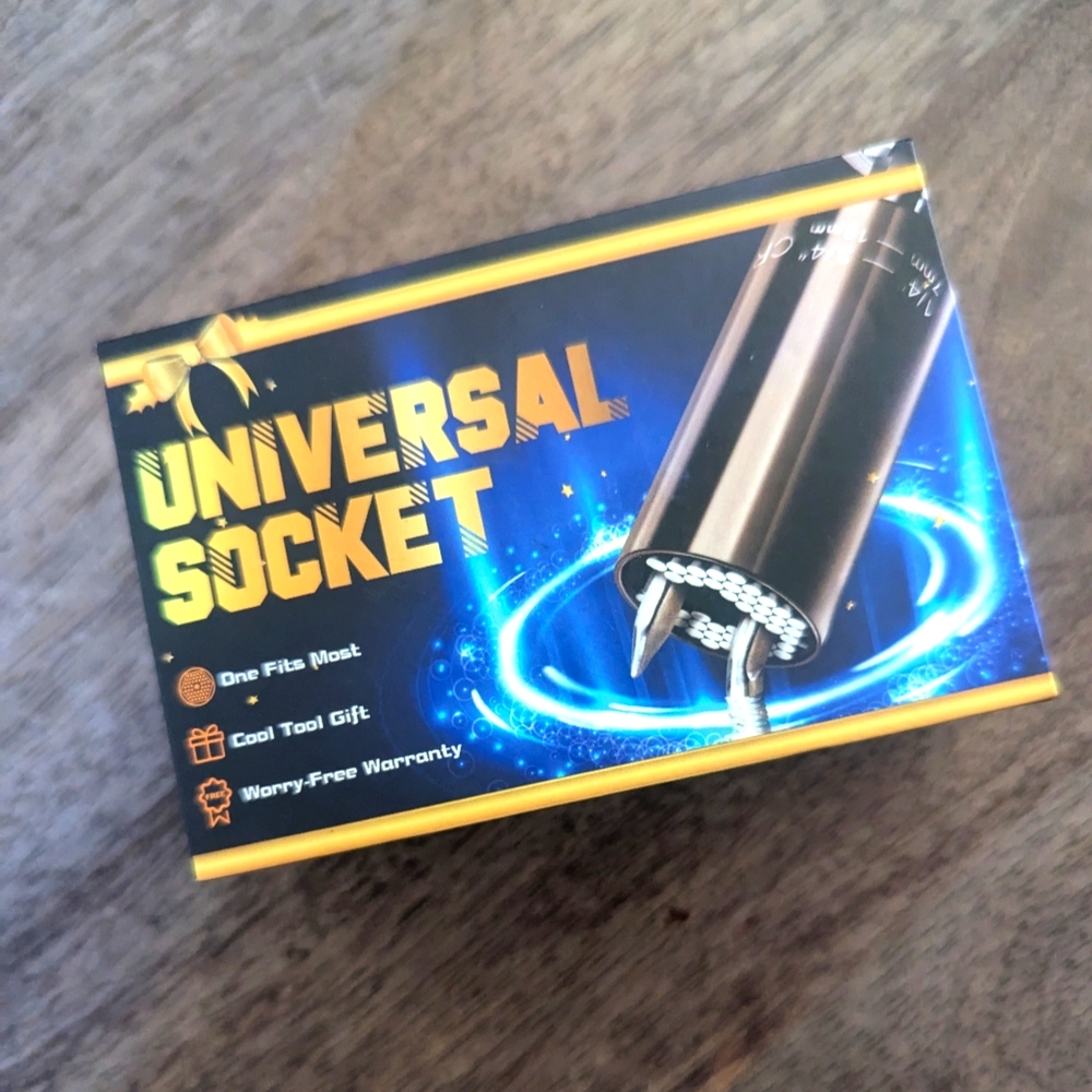 Universal socket, new in box